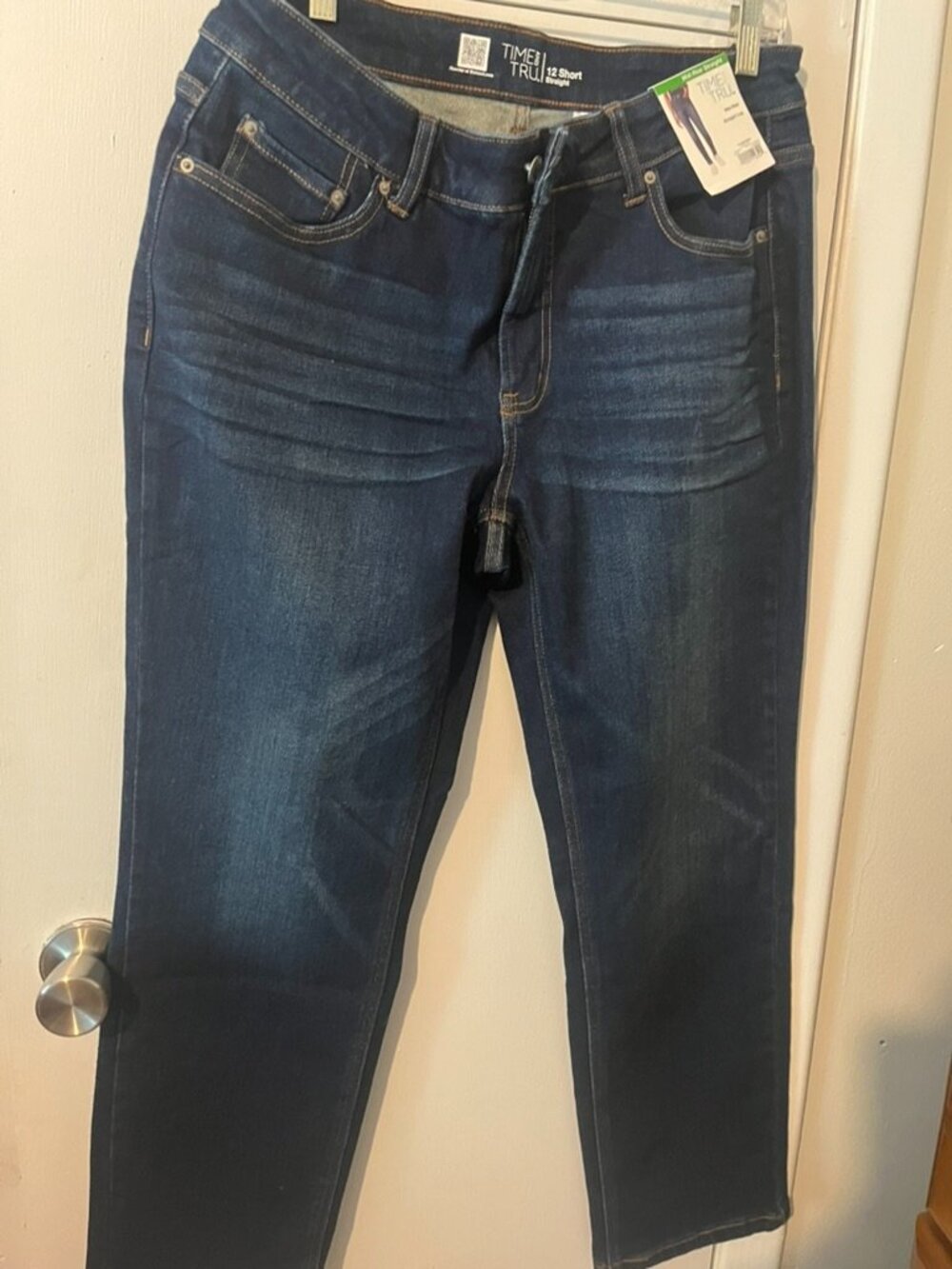 NWT TIME AND TRU DARK JEANS MID RISE STRAIGHT LEG SZ 12 SHORT